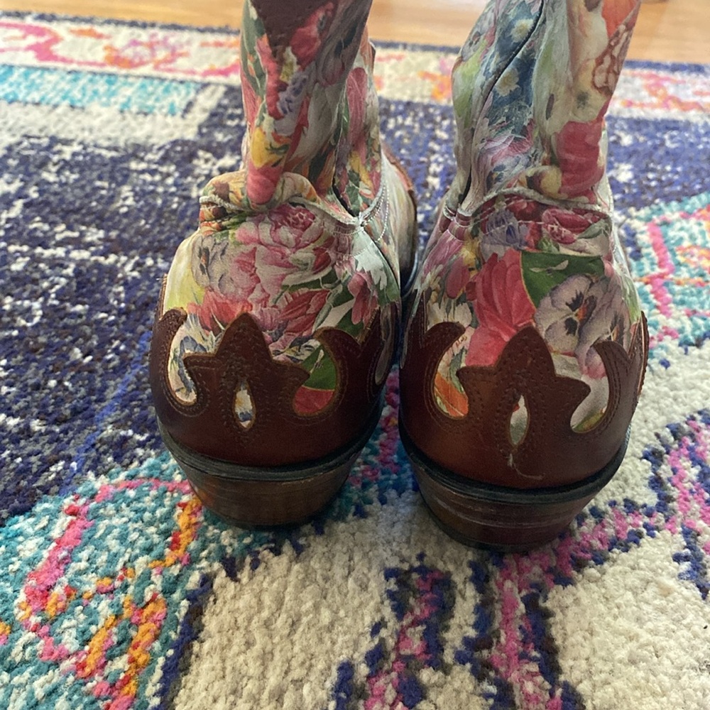 Boulet shortie floral boots - Picture 3 of 5